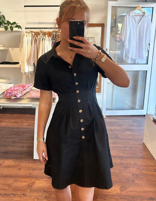 Drift Short Sleeve Above Knee Dress in Black