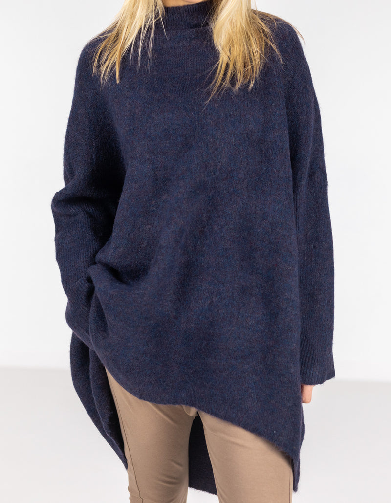 Kenzie Oversize Knit Jumper in Navy